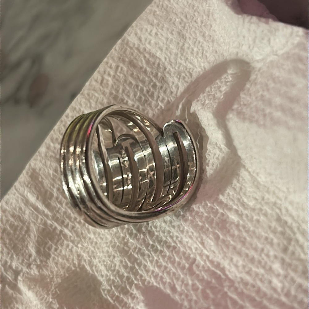 Silver ring - Picture 3 of 3